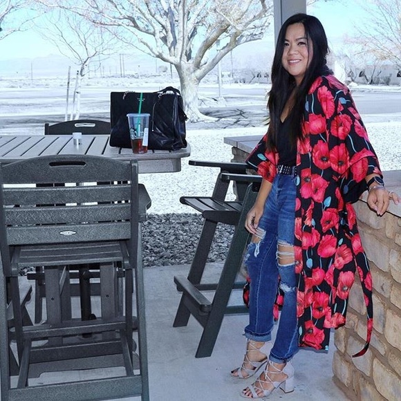 Let’s be friends! Connect on IG @joprofugo - Picture 4 of 8